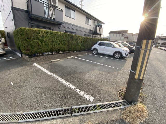 エスポワールイダ　弐番館の駐車場