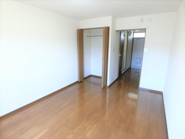 【洋室】 | 御殿場市神山 売一棟マンション ES05946 | 御殿場市神山　洋室一例
