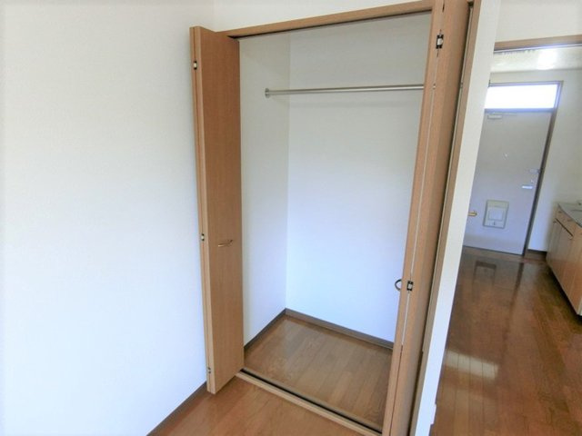 【収納】 | 御殿場市神山 売一棟マンション ES05946 | 御殿場市神山　クローゼット一例