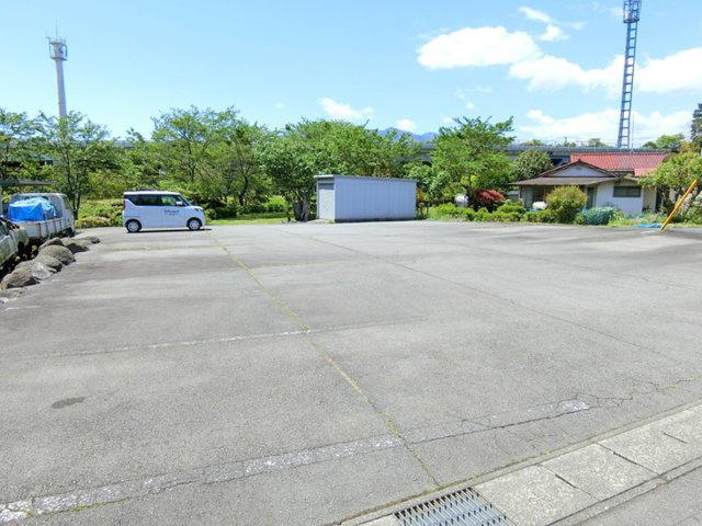 【駐車場】 | 御殿場市神山 売一棟マンション ES05946 | 御殿場市神山　駐車場