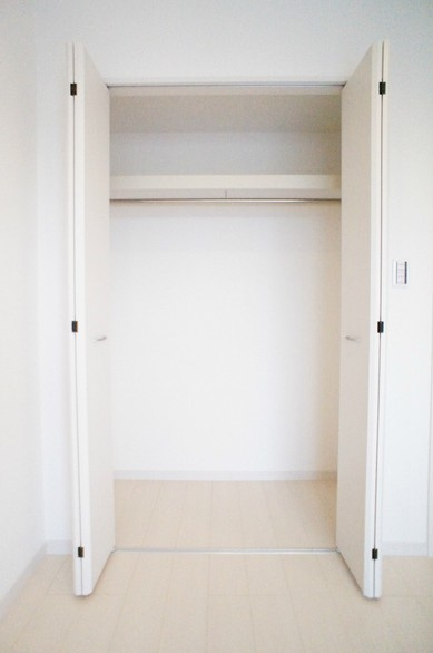 川崎市多摩区宿河原１丁目のアパートの収納