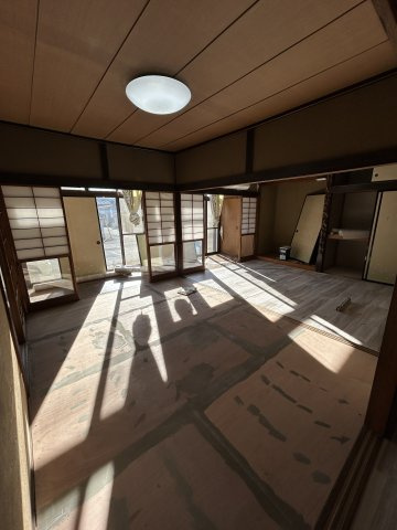 由良町貸家の洋室