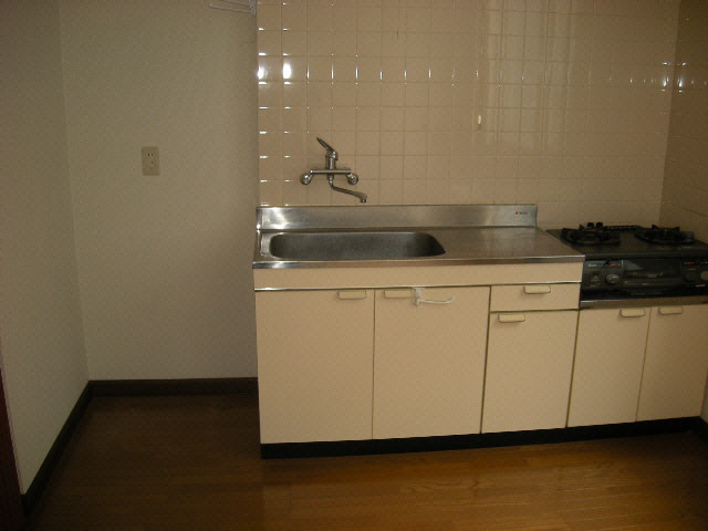 プレイスピア緑ヶ岡Ⅱのキッチン