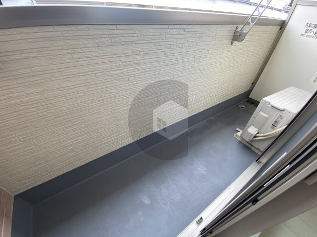 フジパレスJR長瀬のバルコニー