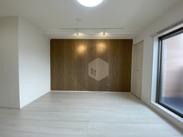 フジパレスJR長瀬の洋室