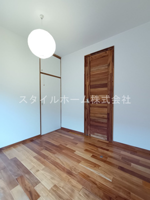 【居間・リビング】 | 牧野町貸家 | イメージ写真です。