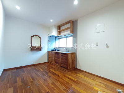 【居間・リビング】 | 牧野町貸家 | イメージ写真です。