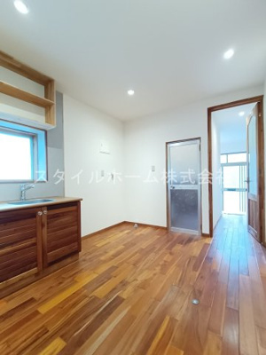 【居間・リビング】 | 牧野町貸家 | イメージ写真です。