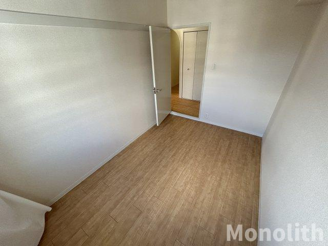 光明池駅前２号棟の内装