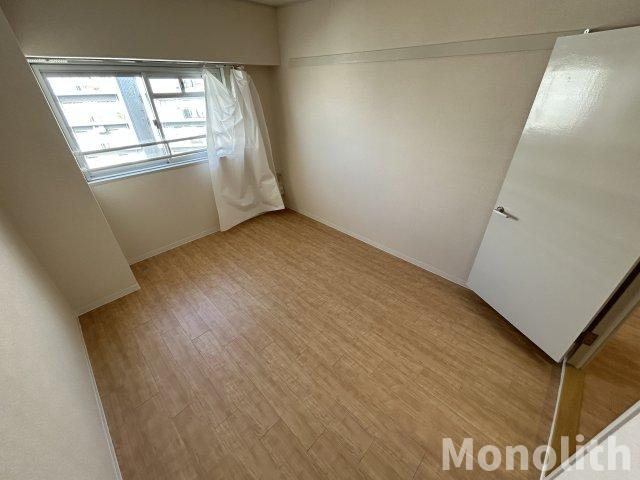 光明池駅前２号棟の内装