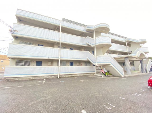 プレジオ王塚台の外観