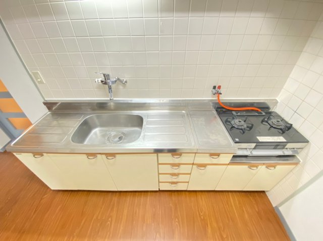 プレジオ王塚台のキッチン