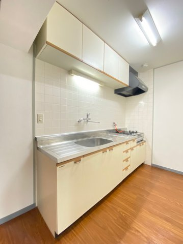 プレジオ王塚台のキッチン