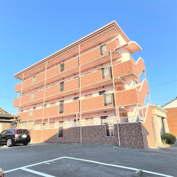 ラナ・パラッツォの外観