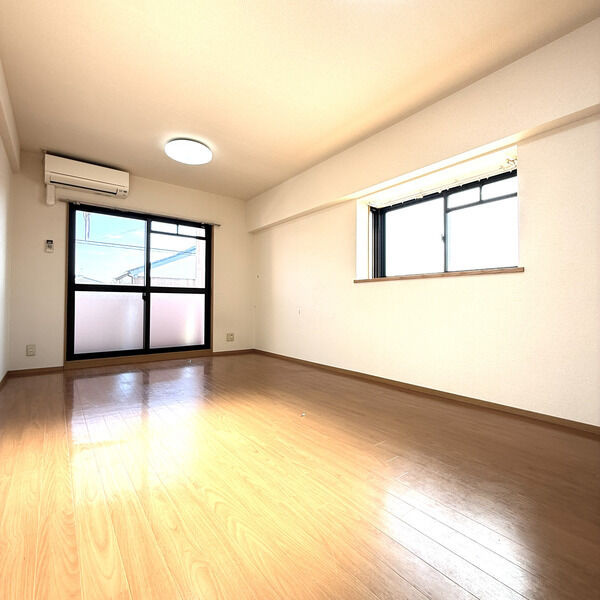 ラナ・パラッツォの居間・リビング