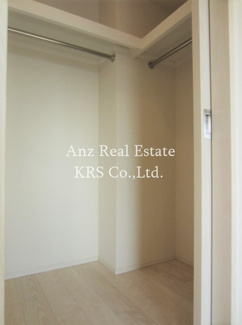 【収納】 | ブランズ北堀江プレイス | たっぷり入るウォークインクローゼット♪