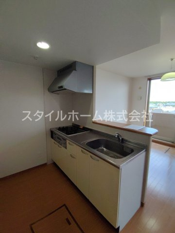 ルネスグランドールⅠのキッチン|お料理しやすいキッチンです