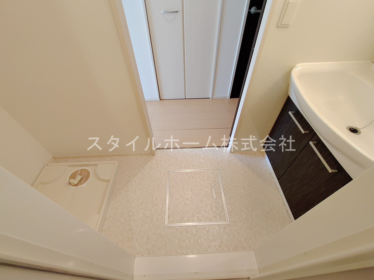 グランドソレイユA棟の洗面所|イメージ写真です。