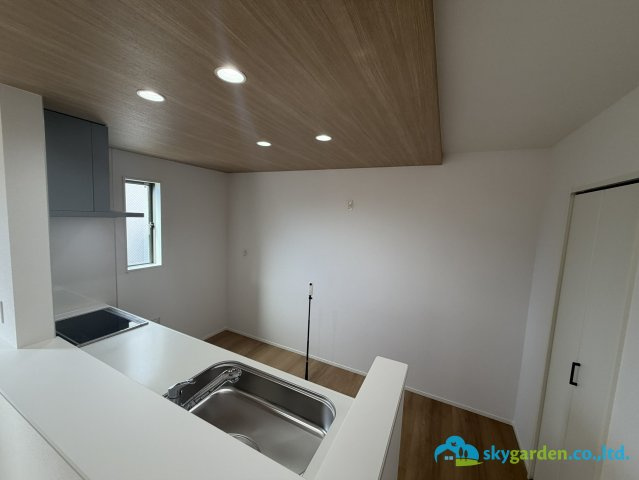 平塚市四之宮9期1棟　新築戸建　全1棟1号棟のキッチン