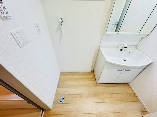 市川市原木４丁目新築戸建【二俣小学校：9分】のランドリースペース|洗濯機置き場