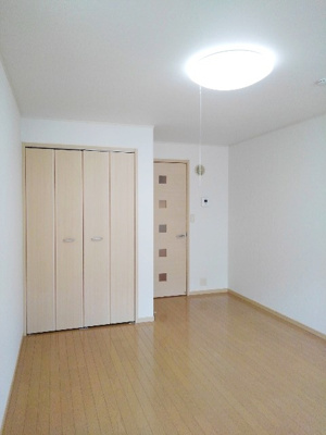 【寝室】 | ウィステリア