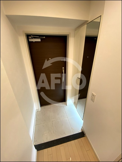 クラウンハイム北心斎橋フラワーコートの玄関|クラウンハイム北心斎橋フラワーコート　玄関