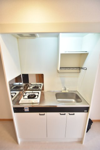 大阪市城東区成育２丁目の賃貸マンションのキッチン