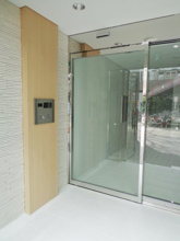 【エントランス】