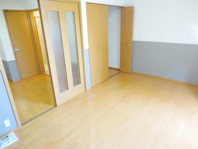 ＳＫハイツ(西堀)の内装|別号室の参考写真です。