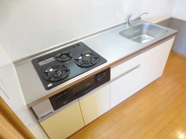 ＳＫハイツ(西堀)のキッチン|別号室の参考写真です。