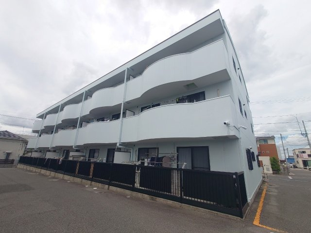 萩野マンションA棟の外観