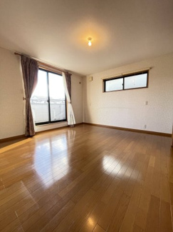  | 川西市大和東５丁目　中古戸建 | ２階洋室