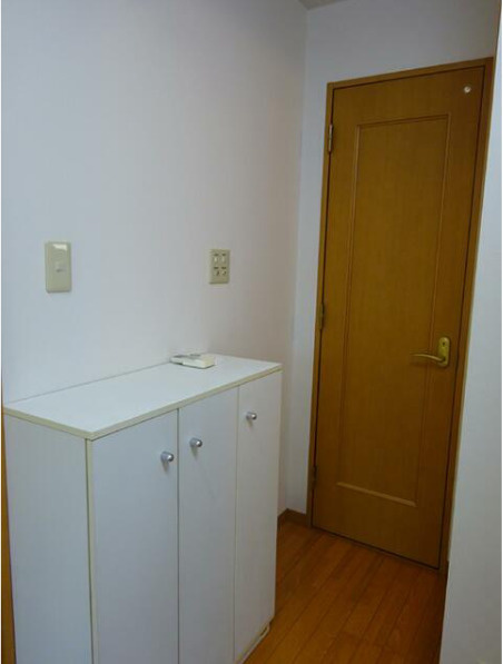 アベニュー　礼金0　角部屋　オートロックの収納