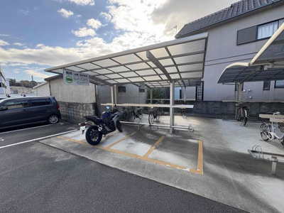 【設備】 | エイチオーツー | 自動二輪置場もあります。