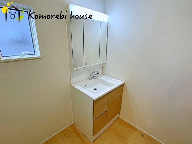 さいたま市北区吉野町　第1期　新築一戸建て　リナージュ　01の独立洗面台|26.1.23撮影済み