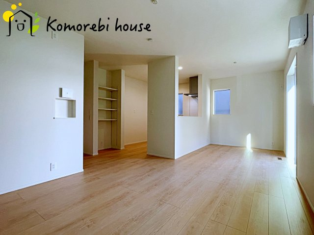 さいたま市北区吉野町　第1期　新築一戸建て　リナージュ　01の居間・リビング|26.1.23撮影済み