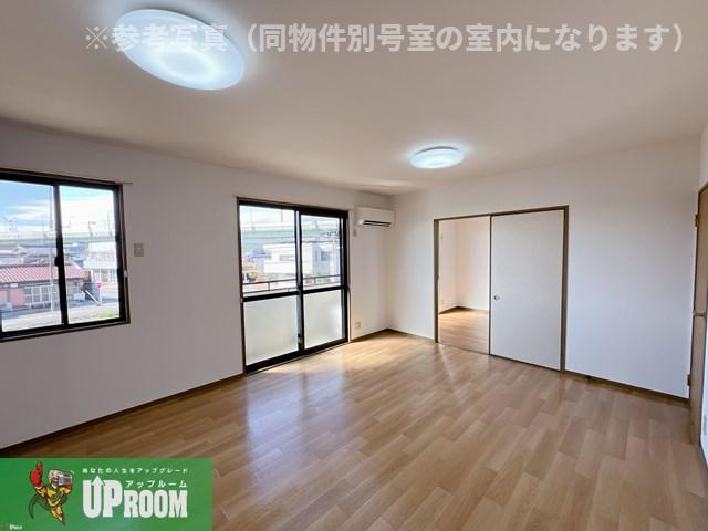 ハイツ長谷川Ⅱの居間・リビング