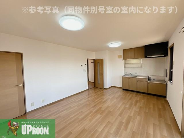 ハイツ長谷川Ⅱの居間・リビング