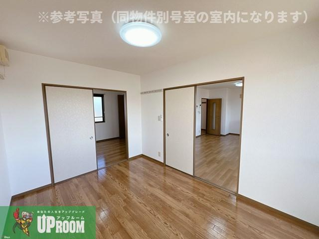 ハイツ長谷川Ⅱの居間・リビング