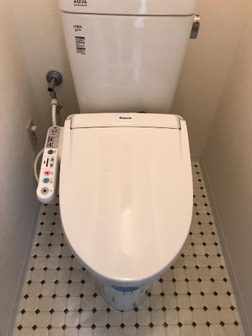 シャルマン豊山のトイレ|シャワー付トイレ