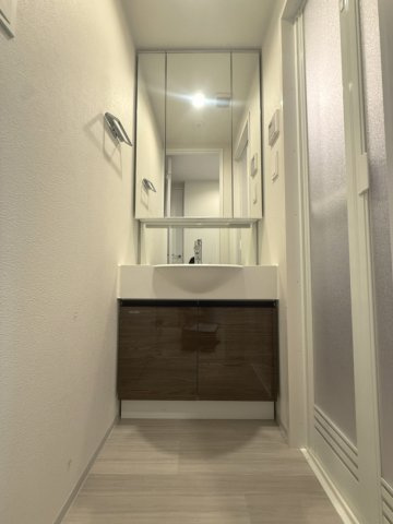 【洗面所独立】ファーストフィオーレ大阪ウエストウェルビング