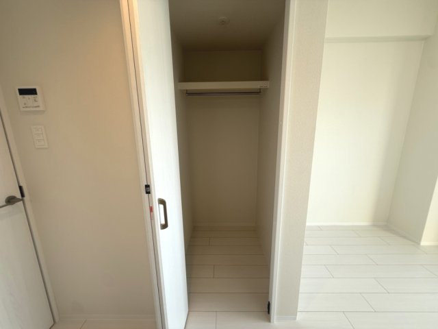 【収納】ファーストフィオーレ大阪ウエストウェルビング