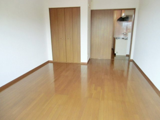 【洋室】 | 御殿場市神山 売一棟マンション ES05955 | 御殿場市神山　洋室一例