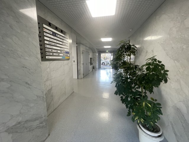 【ロビー】 | 本厚木マイビル