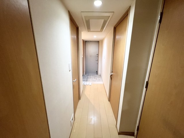 ルネラディウス芦屋川の玄関