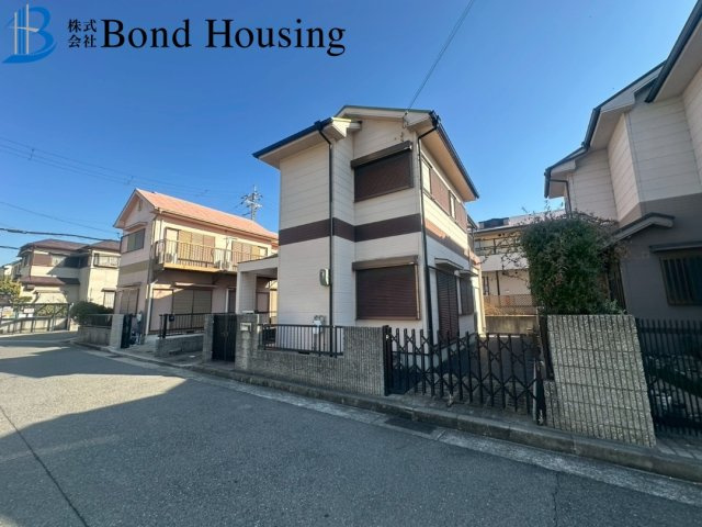 リフォーム素材にぴったり　玉津町水谷　築29年の前面道路含む現地写真