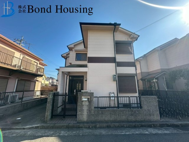 リフォーム素材にぴったり　玉津町水谷　築29年の前面道路含む現地写真