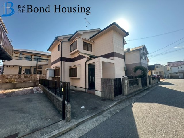 リフォーム素材にぴったり　玉津町水谷　築29年の前面道路含む現地写真