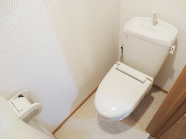 エスペランスのトイレ|別号室の参考写真です。