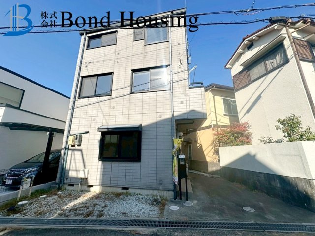 令和6年5月室内リフォーム済み・南向きバルコニー　藤江の外観